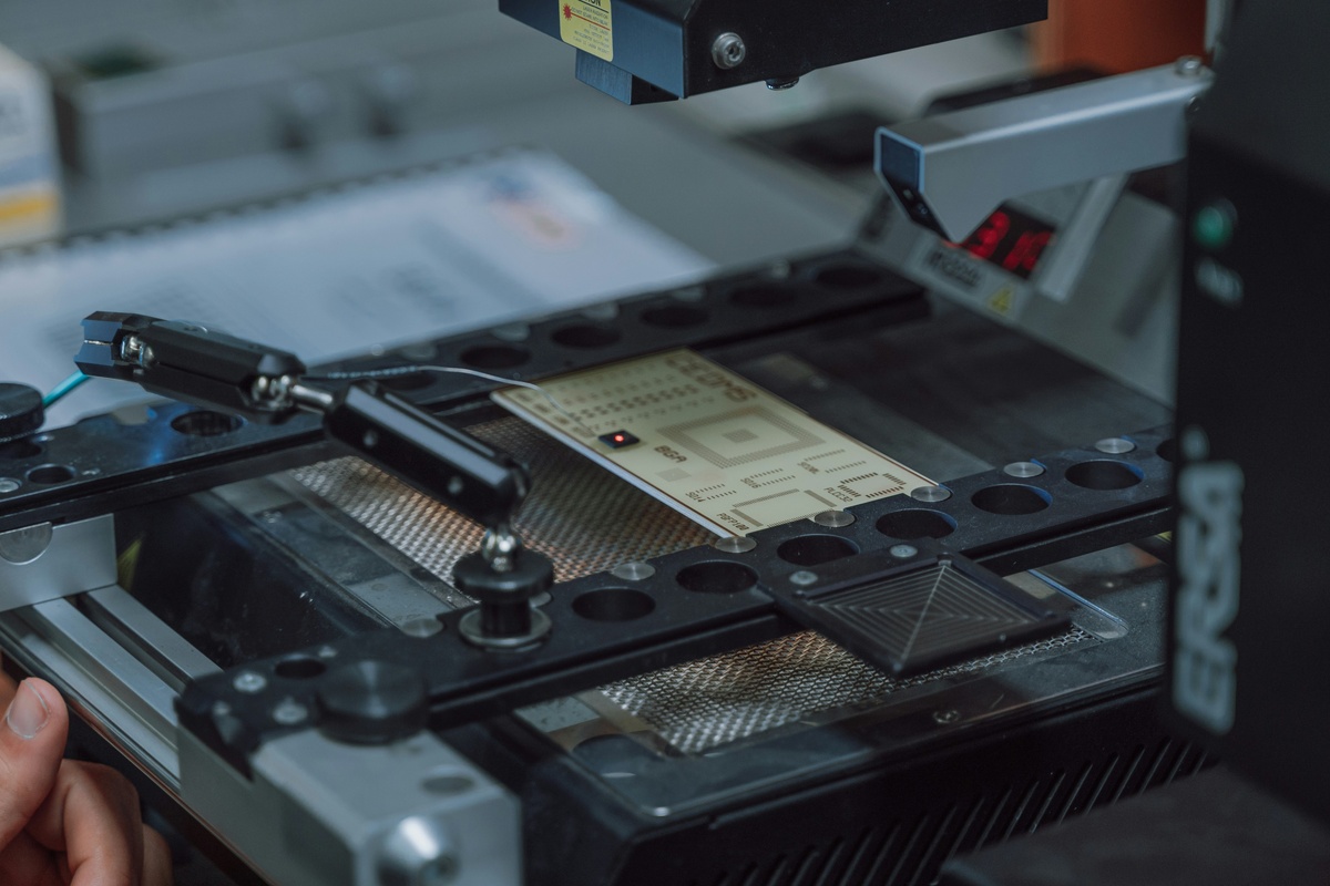 Semiconductor Packaging and Testing